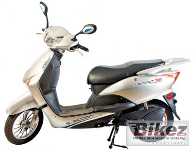 2011 Avon E-Scoot photo